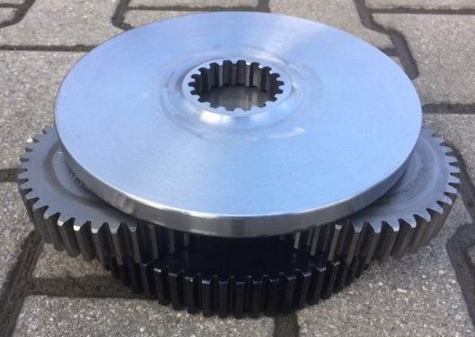 Liebherr Schwenkantrieb SAT300/282. ID-Nr.90209176 - ID-Nr.90209177 - ID-Nr.90209178. LH40, LH50. #1168# - Swing motor for Wheel excavator: picture 5 Liebherr Schwenkantrieb SAT300/282. ID-Nr.90209176 - ID-Nr.90209177 - ID-Nr.90209178. LH40, LH50. #1168# - Swing motor for Wheel excavator: picture 5