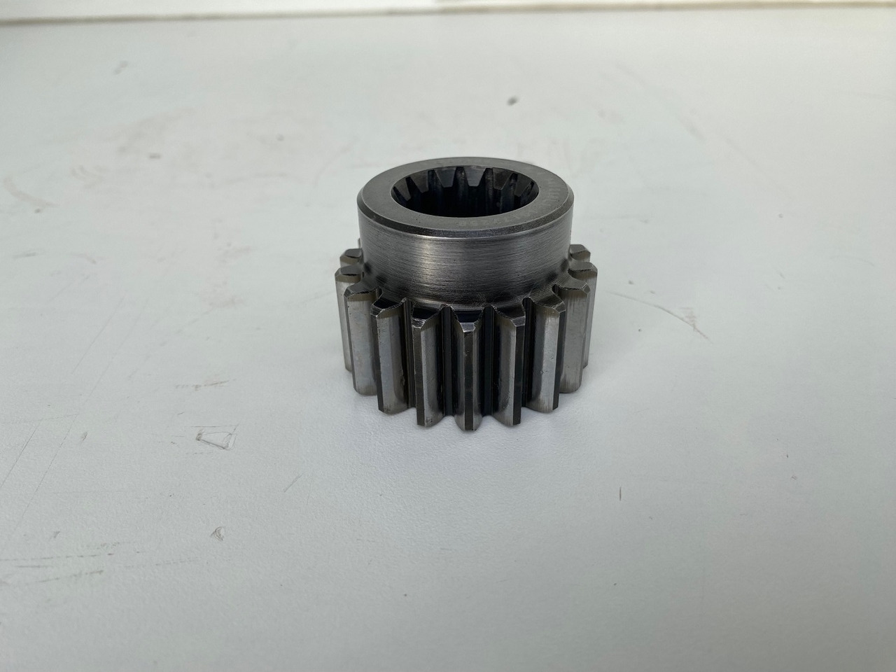 Liebherr Sonnenrad ID-Nr.90207736. A924 HL, LH30, LH35, R922 LC, R922 NLC, R922 SLC, R922 XLC. - Swing motor for Crawler excavator: picture 2 Liebherr Sonnenrad ID-Nr.90207736. A924 HL, LH30, LH35, R922 LC, R922 NLC, R922 SLC, R922 XLC. - Swing motor for Crawler excavator: picture 2