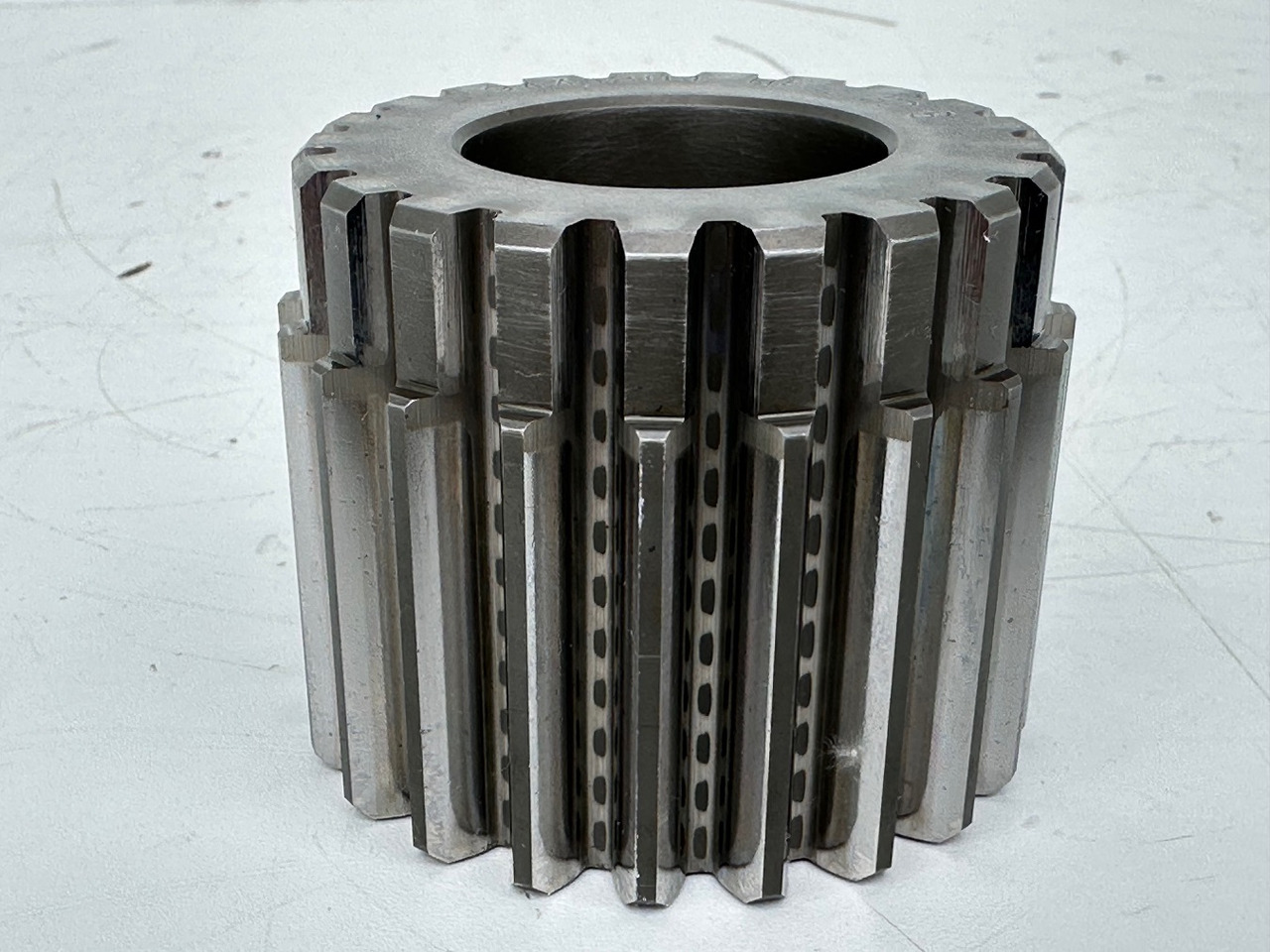 Liebherr Sonnenrad ID-Nr.9441204 - ID-Nr.944120403. FAT450/014, FAT450/044. R942, R944, R952, R954 B, R954 C, R962. #944120403.05.05.02# - Final drive for Crawler excavator: picture 1 Liebherr Sonnenrad ID-Nr.9441204 - ID-Nr.944120403. FAT450/014, FAT450/044. R942, R944, R952, R954 B, R954 C, R962. #944120403.05.05.02# - Final drive for Crawler excavator: picture 1