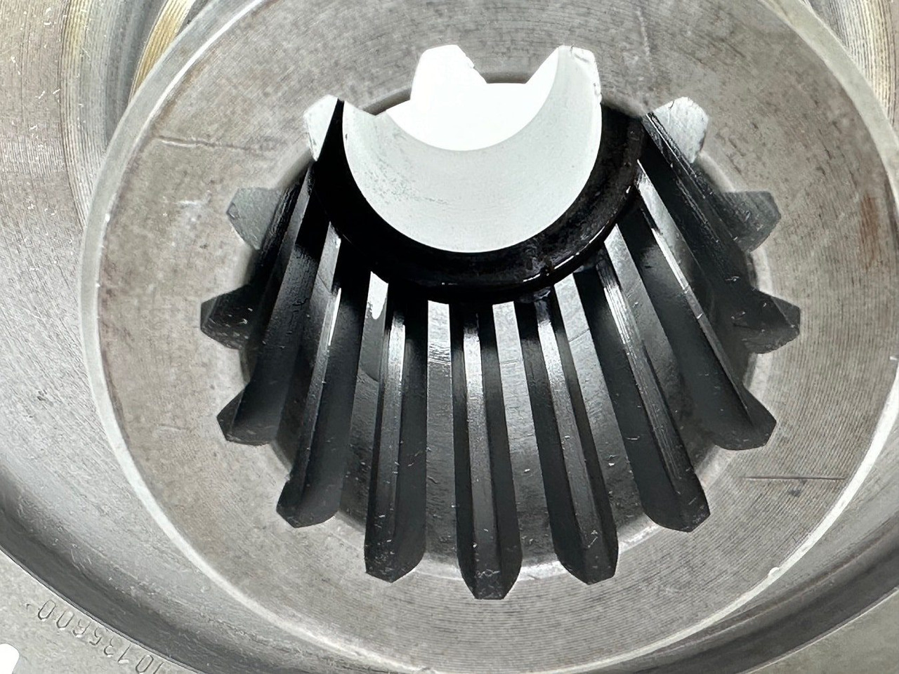 Transmission for Construction machinery Liebherr Stirnrad ID-Nr.10135600. Pumpenverteilergetriebe Typ:PVG450 C 468. PR776-1296. #10135600.02#: picture 14 Transmission for Construction machinery Liebherr Stirnrad ID-Nr.10135600. Pumpenverteilergetriebe Typ:PVG450 C 468. PR776-1296. #10135600.02#: picture 14