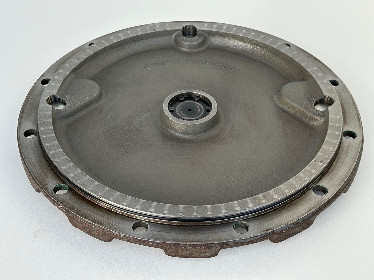 Liebherr Verschlussdeckel ID-Nr.90214374. FAT400P130, FAT400P139. R926-1715, R928-1715, R930-1716, R934-1550, R936 K-LC, R936 K-NLC, R936 K-SLC, R938-1650. #90214374.25.01# - Final drive for Crawler excavator: picture 4 Liebherr Verschlussdeckel ID-Nr.90214374. FAT400P130, FAT400P139. R926-1715, R928-1715, R930-1716, R934-1550, R936 K-LC, R936 K-NLC, R936 K-SLC, R938-1650. #90214374.25.01# - Final drive for Crawler excavator: picture 4