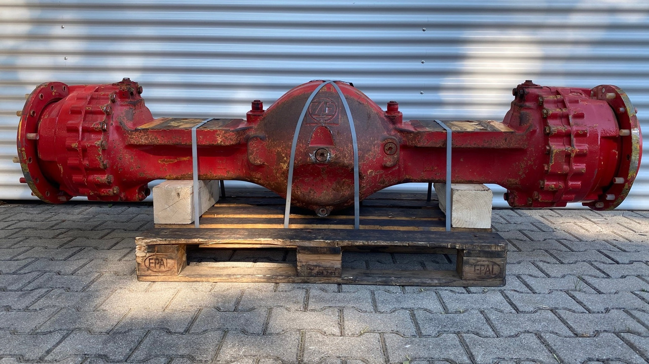 Liebherr Vorderachse-Planetenstarrachse Typ:MT-L3095. ID-Nr.10022960 - ID-Nr.10425801. L554, L556. #1660740# - Front axle for Wheel loader: picture 4 Liebherr Vorderachse-Planetenstarrachse Typ:MT-L3095. ID-Nr.10022960 - ID-Nr.10425801. L554, L556. #1660740# - Front axle for Wheel loader: picture 4