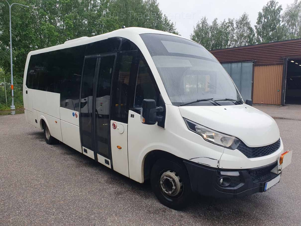 IVECO Rosero FIRST - Minibus, Passenger van: picture 1 IVECO Rosero FIRST - Minibus, Passenger van: picture 1