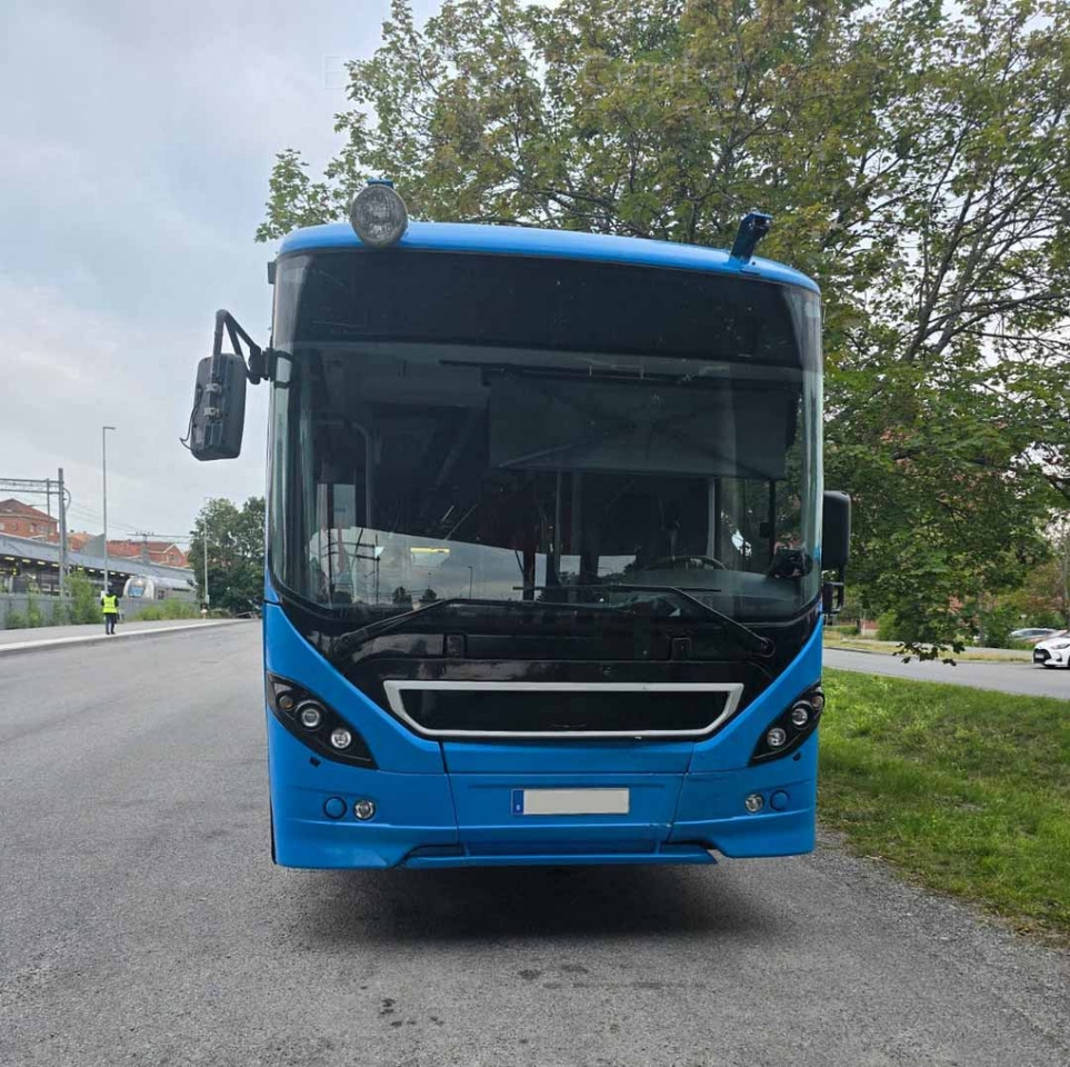 VOLVO 8500 with 8900 front B12B - Suburban bus: picture 2 VOLVO 8500 with 8900 front B12B - Suburban bus: picture 2