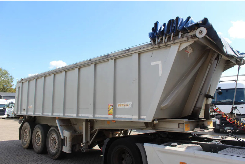Benalu * 27 CUB * Lift Axle * - Tipper semi-trailer: picture 4 Benalu * 27 CUB * Lift Axle * - Tipper semi-trailer: picture 4