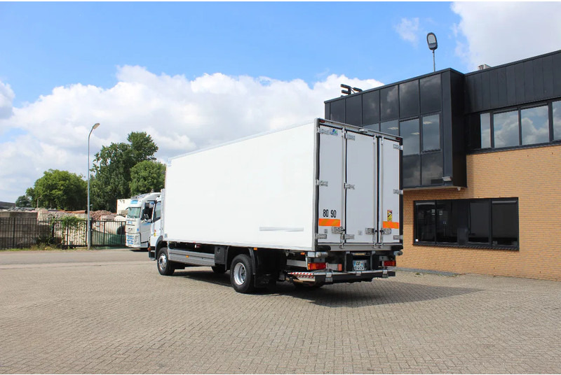 Mercedes-Benz Atego 1624 * MANUAL * EURO5 EEV * 4X2 * CARRIER SUPRA 950 MT * - Refrigerator truck: picture 2 Mercedes-Benz Atego 1624 * MANUAL * EURO5 EEV * 4X2 * CARRIER SUPRA 950 MT * - Refrigerator truck: picture 2