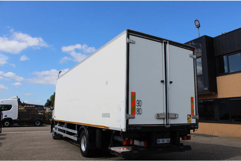 Mercedes-Benz Axor 1829 * MANUAL * EURO5 * 4X2 * CARRIER SUPRA 950 * - Refrigerator truck: picture 4 Mercedes-Benz Axor 1829 * MANUAL * EURO5 * 4X2 * CARRIER SUPRA 950 * - Refrigerator truck: picture 4