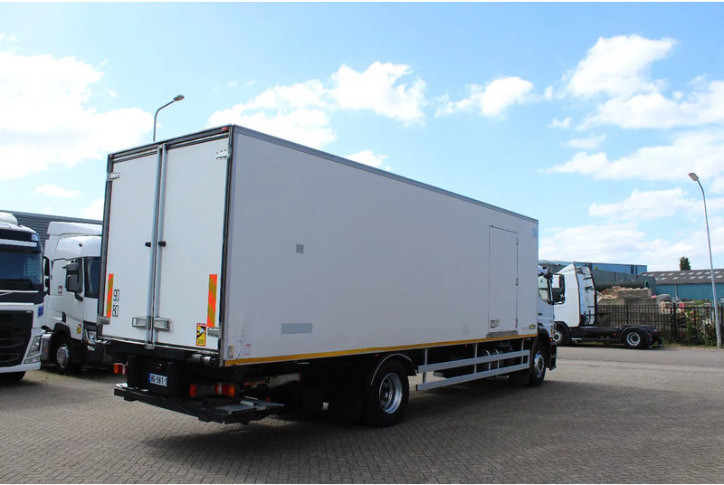 Mercedes-Benz Axor 1829 * MANUAL * EURO5 * 4X2 * CARRIER SUPRA 950 * - Refrigerator truck: picture 5 Mercedes-Benz Axor 1829 * MANUAL * EURO5 * 4X2 * CARRIER SUPRA 950 * - Refrigerator truck: picture 5
