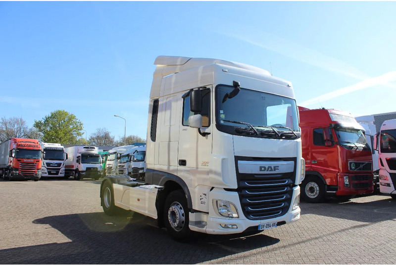 DAF XF 106.460 * EURO6 * 4X2 * - Tractor unit: picture 4 DAF XF 106.460 * EURO6 * 4X2 * - Tractor unit: picture 4