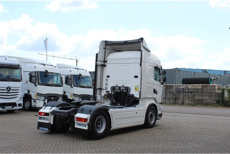 Scania R490 * RETARDER * 4X2 * FULL SPOILER * - Tractor unit: picture 4 Scania R490 * RETARDER * 4X2 * FULL SPOILER * - Tractor unit: picture 4