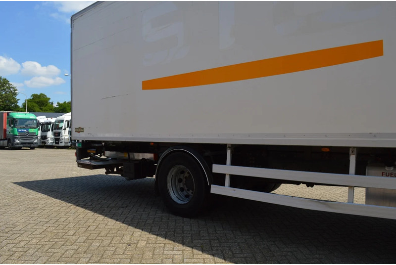 Refrigerator truck Volvo FE 260 * EURO5 * CARRIER SUPRA SILENT 950 MT * 4X2 *: picture 15 Refrigerator truck Volvo FE 260 * EURO5 * CARRIER SUPRA SILENT 950 MT * 4X2 *: picture 15