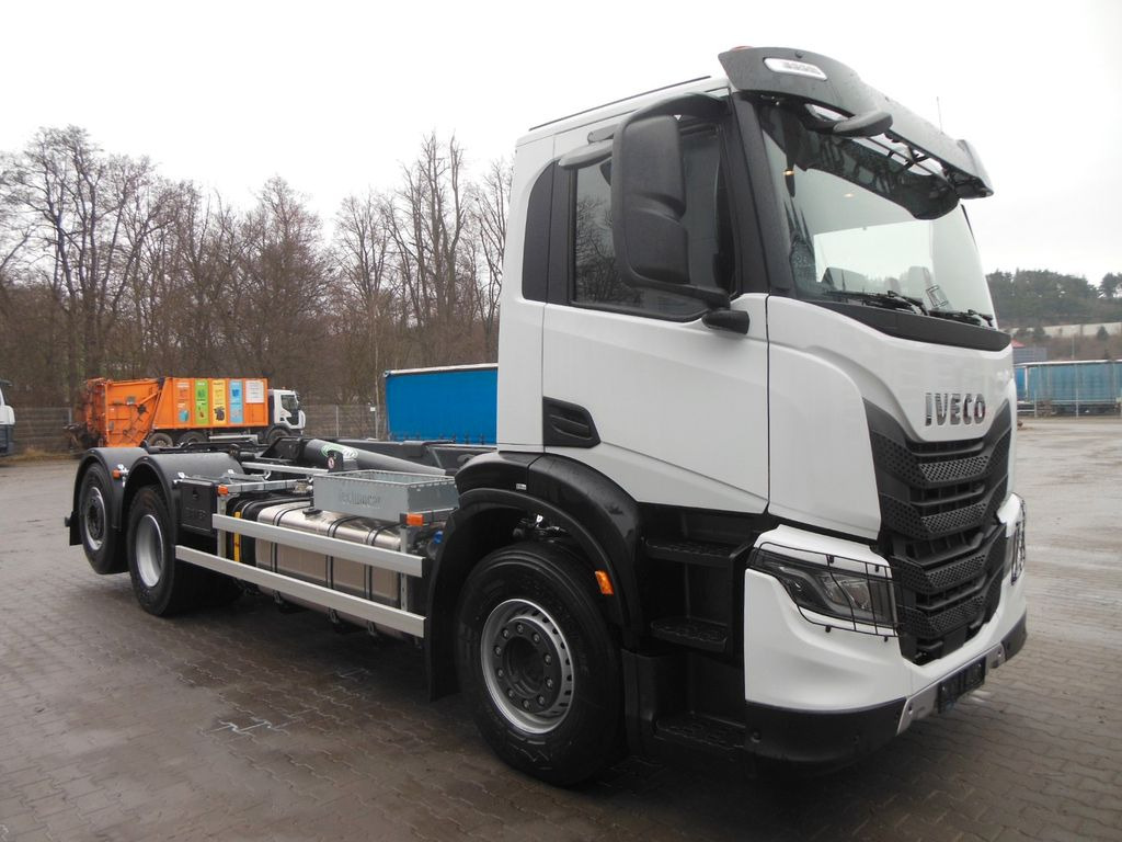 Iveco X-WAY AD 280X46, 6X2, LENK/LIFT, TNH 20T,SOFORT! - Hook lift truck: picture 2 Iveco X-WAY AD 280X46, 6X2, LENK/LIFT, TNH 20T,SOFORT! - Hook lift truck: picture 2