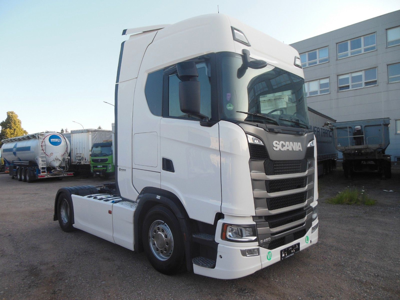 Scania R 450, VOLL LUFT, RETARDER, STANDKLIMA, TOP!!! - Tractor unit: picture 2 Scania R 450, VOLL LUFT, RETARDER, STANDKLIMA, TOP!!! - Tractor unit: picture 2