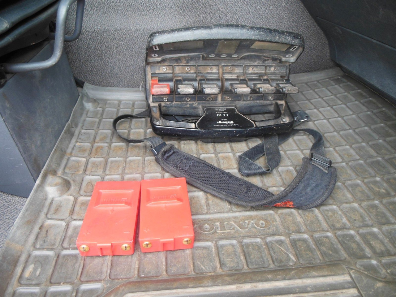 Tipper, Crane truck Volvo FM 410, 6X2, DREISEITEN KIPPER, HIAB XS 211: picture 27