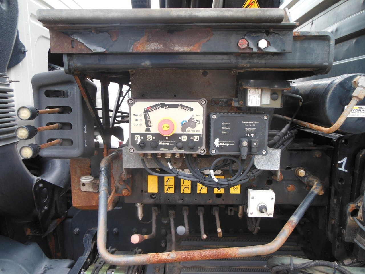 Tipper, Crane truck Volvo FM 410, 6X2, DREISEITEN KIPPER, HIAB XS 211: picture 8