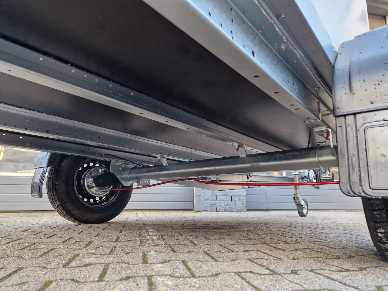 Closed box trailer Brenderup Cargo Dynamic CD260 BD 260x150x185cm Hecktüren Wabenwände (S) 1300kg: picture 16 Closed box trailer Brenderup Cargo Dynamic CD260 BD 260x150x185cm Hecktüren Wabenwände (S) 1300kg: picture 16