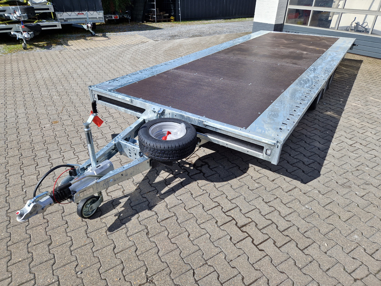 Brian James Trailer Connect 600x243cm plattform blackline Tridem 12" 3500kg - Dropside/ Flatbed trailer: picture 1 Brian James Trailer Connect 600x243cm plattform blackline Tridem 12" 3500kg - Dropside/ Flatbed trailer: picture 1