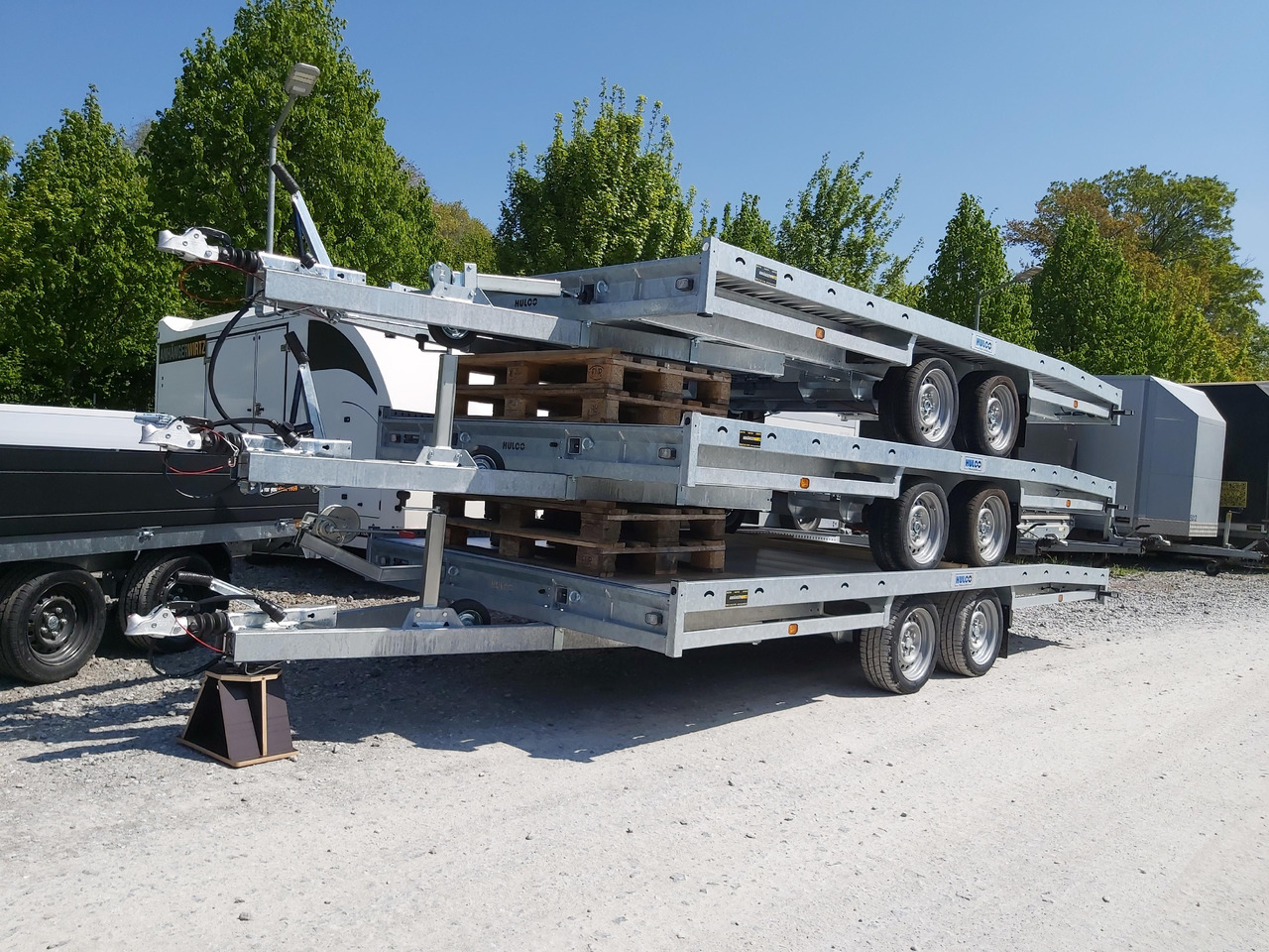 CARAX-2 3000 Multitransporter 440x207cm Aluboden Auffahrrampen 3000kg Winter Aktion - Dropside/ Flatbed trailer: picture 3 CARAX-2 3000 Multitransporter 440x207cm Aluboden Auffahrrampen 3000kg Winter Aktion - Dropside/ Flatbed trailer: picture 3