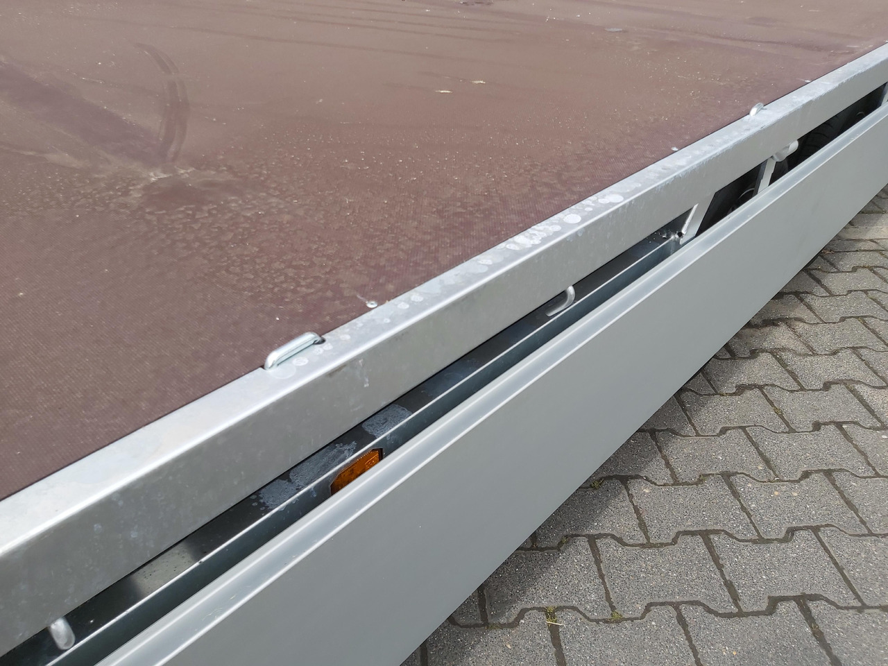 MEDAX - 2 3000 405x203x30cm 12" niedrig Fahrwerk (XL) 3000kg - Dropside/ Flatbed trailer: picture 4 MEDAX - 2 3000 405x203x30cm 12" niedrig Fahrwerk (XL) 3000kg - Dropside/ Flatbed trailer: picture 4