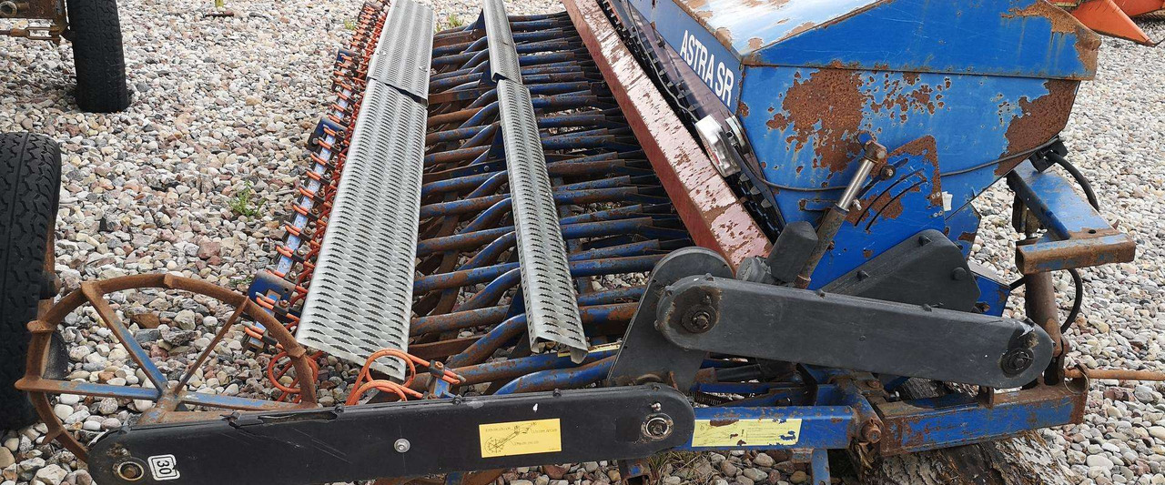 Fiona - Seed drill: picture 3 Fiona - Seed drill: picture 3