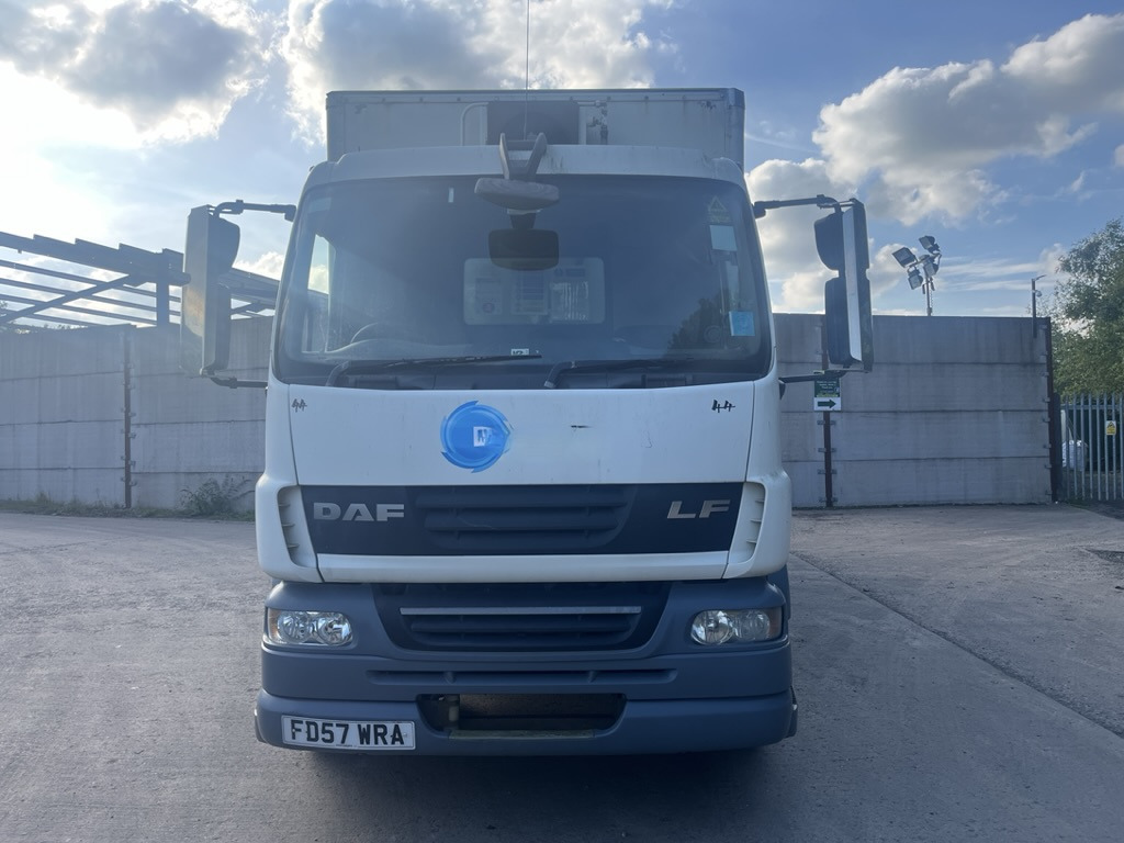 Daf 55LF 220 4x2 Box Van - Box van: picture 3 Daf 55LF 220 4x2 Box Van - Box van: picture 3
