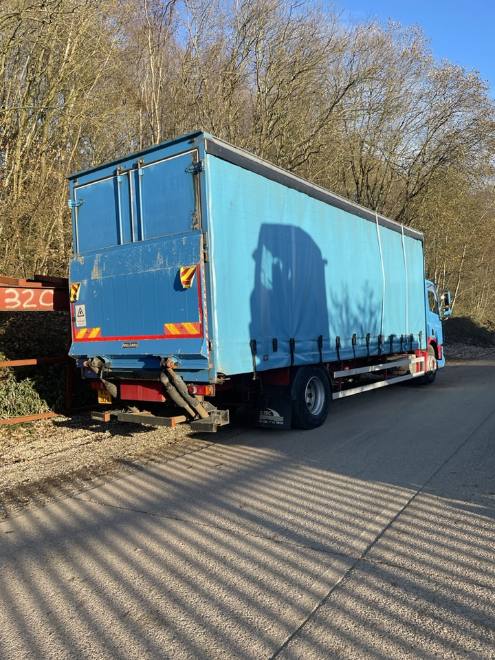 Daf 65CF 220 4x2 Curtain side - Curtainsider truck: picture 4 Daf 65CF 220 4x2 Curtain side - Curtainsider truck: picture 4