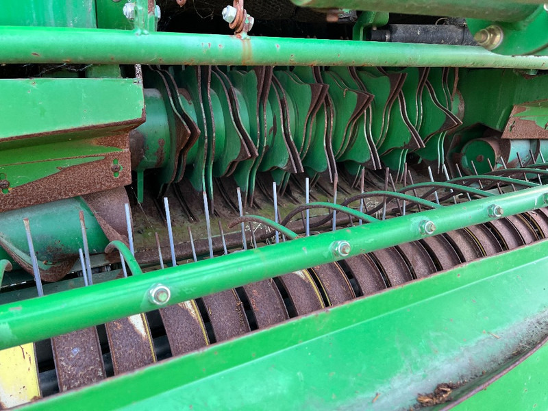 John Deere 854 MaxiCut - Round baler: picture 4 John Deere 854 MaxiCut - Round baler: picture 4