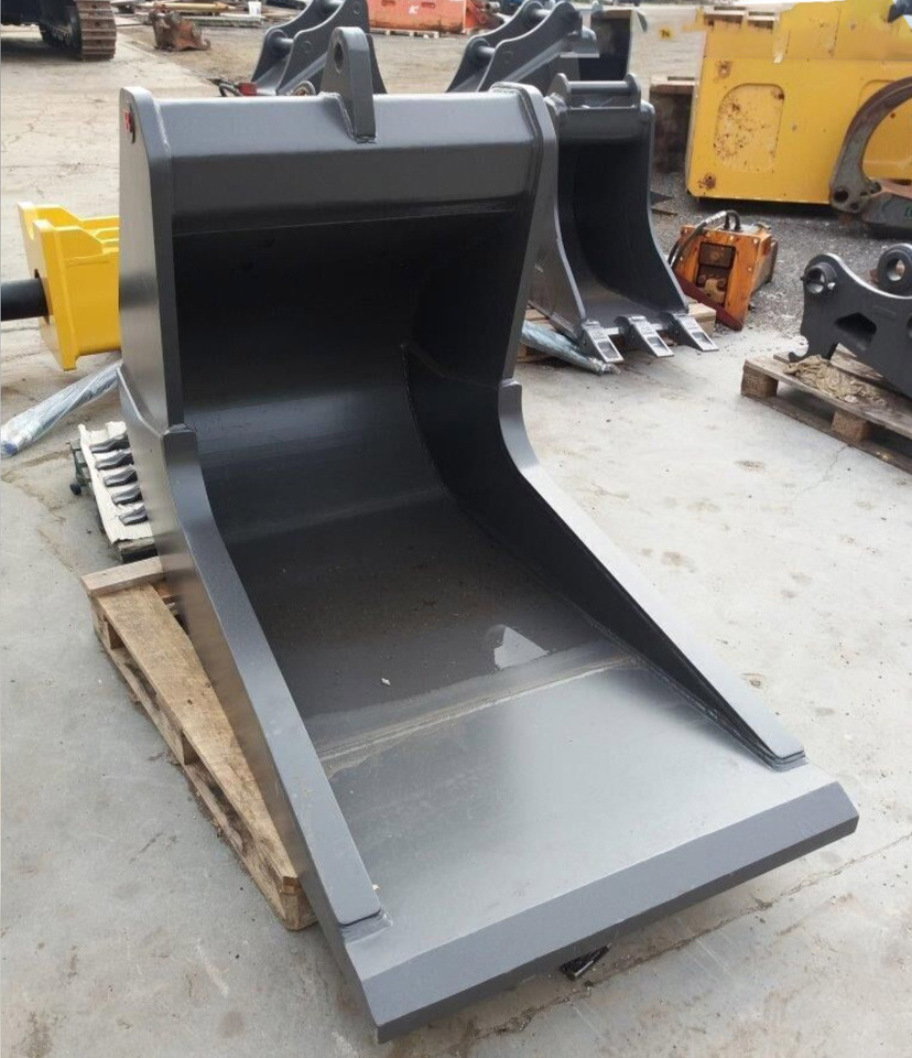 BALAVTO quarry bucket 1000 mm - Excavator bucket for Construction machinery: picture 1 BALAVTO quarry bucket 1000 mm - Excavator bucket for Construction machinery: picture 1