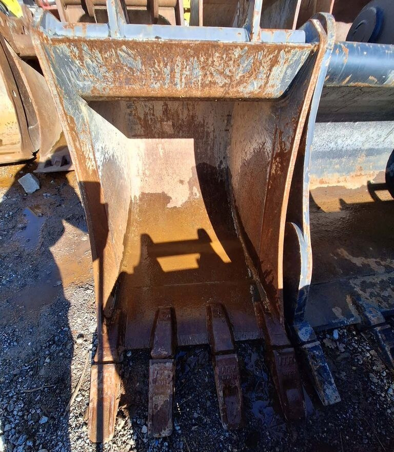 Balavto digging bucket 1000 mm Volvo S60 - Excavator bucket: picture 1 Balavto digging bucket 1000 mm Volvo S60 - Excavator bucket: picture 1