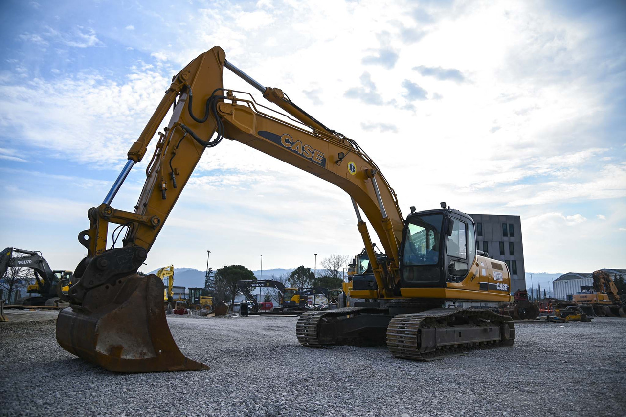 CASE CX240B - Crawler excavator: picture 1 CASE CX240B - Crawler excavator: picture 1
