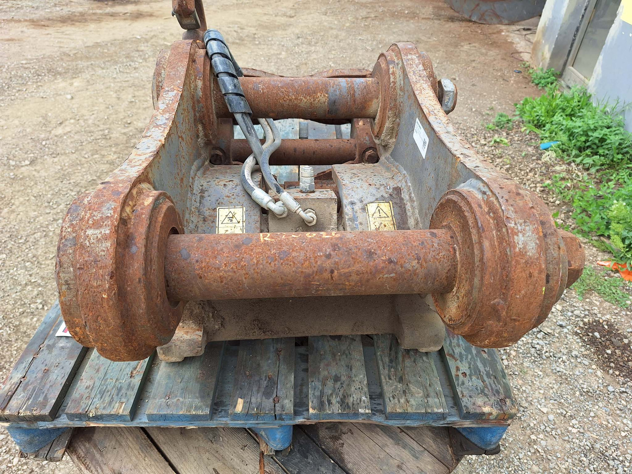 Quick coupler UNI 70 for 13-18 ton excavators - Quick coupler for Construction machinery: picture 3 Quick coupler UNI 70 for 13-18 ton excavators - Quick coupler for Construction machinery: picture 3