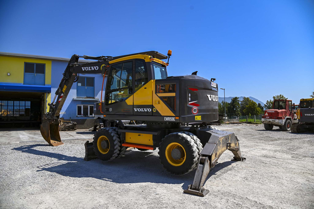 VOLVO EWR150E - Wheel excavator: picture 4 VOLVO EWR150E - Wheel excavator: picture 4