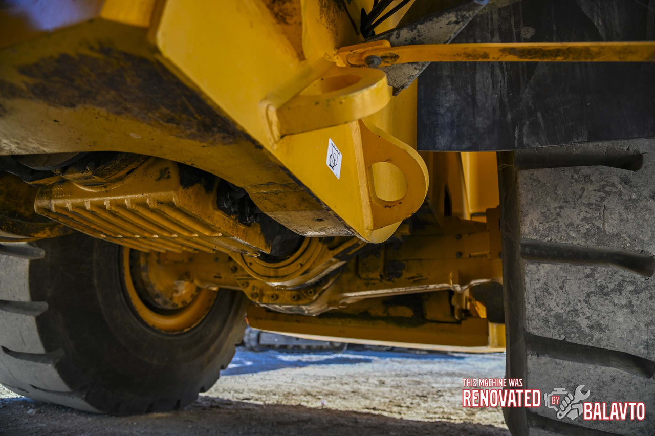 Wheel loader Volvo L180H: picture 18