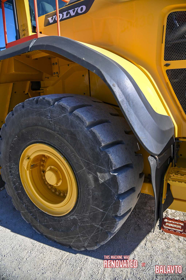 Wheel loader Volvo L180H: picture 26