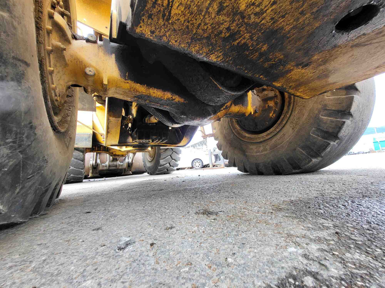 Volvo rear axle - Rear axle for Loader: picture 1 Volvo rear axle - Rear axle for Loader: picture 1