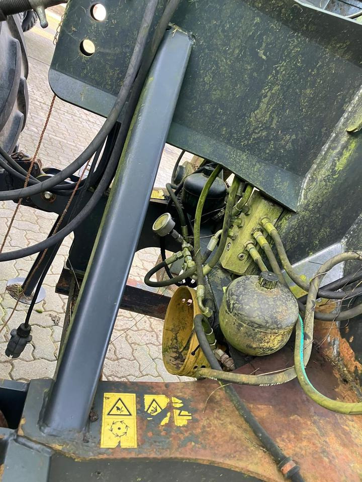 Deutz Fahr KM 4.90 Trommelmäher Heck Ersatzteilträger - Mower: picture 5 Deutz Fahr KM 4.90 Trommelmäher Heck Ersatzteilträger - Mower: picture 5