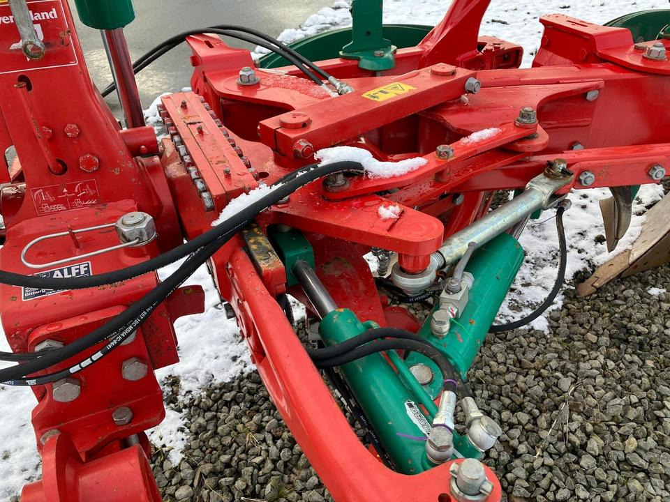 Kverneland 5-Scharpflug Vario 2300S Steinsicherung - Plow: picture 4 Kverneland 5-Scharpflug Vario 2300S Steinsicherung - Plow: picture 4