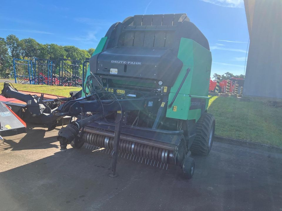 Rundballenpresse Deutz-Fahr Varimaster 590 14OC - Round baler: picture 3 Rundballenpresse Deutz-Fahr Varimaster 590 14OC - Round baler: picture 3