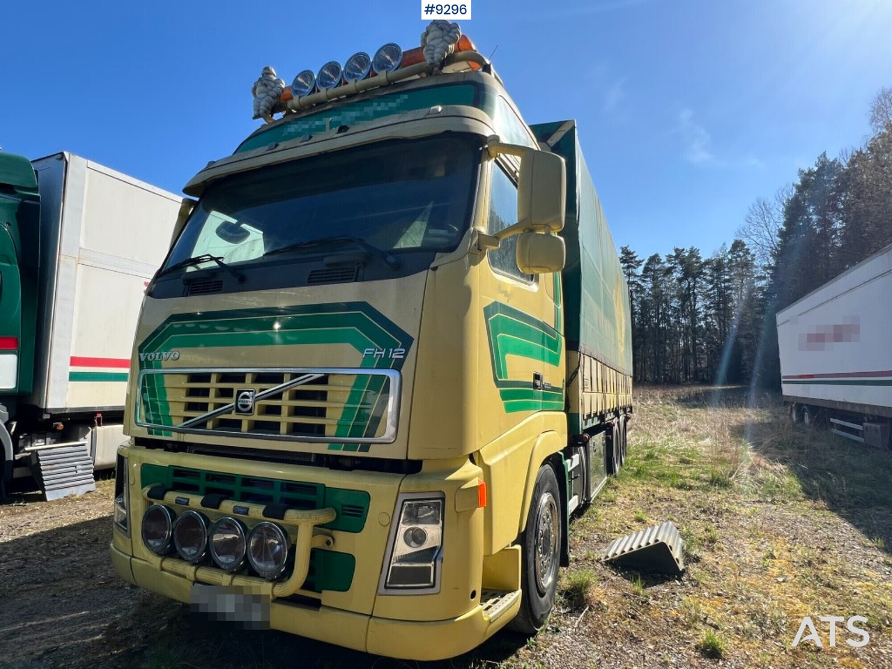 Box Truck - VOLVO FH12 6X2 with trailer TYLLIS TPV4L - Box truck: picture 1 Box Truck - VOLVO FH12 6X2 with trailer TYLLIS TPV4L - Box truck: picture 1