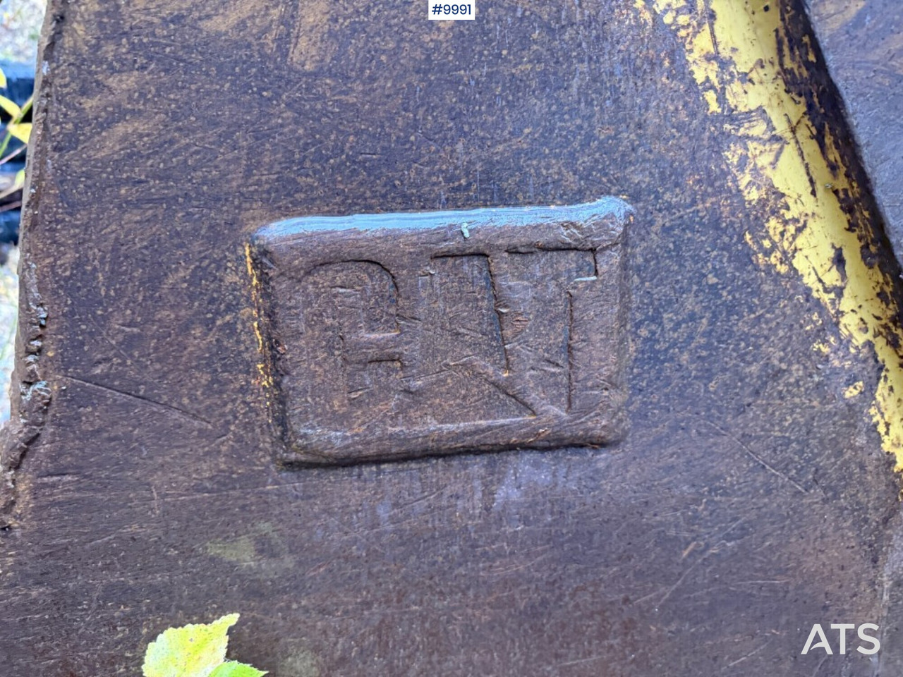 CAT Bucket - Loader bucket: picture 5 CAT Bucket - Loader bucket: picture 5