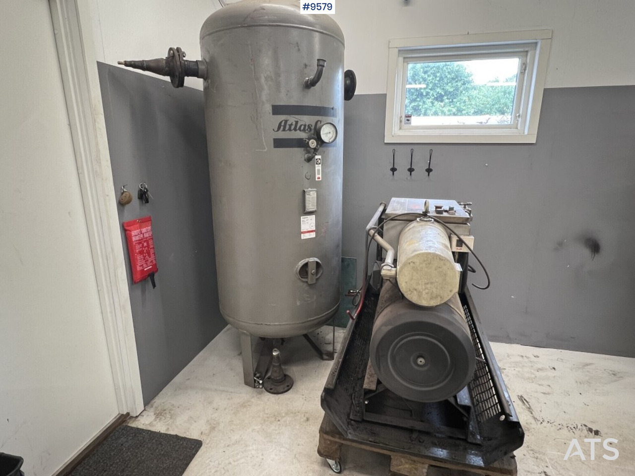 Compressor Mattei ERC1015L KIT with 1000 liter tank - Air compressor: picture 3 Compressor Mattei ERC1015L KIT with 1000 liter tank - Air compressor: picture 3