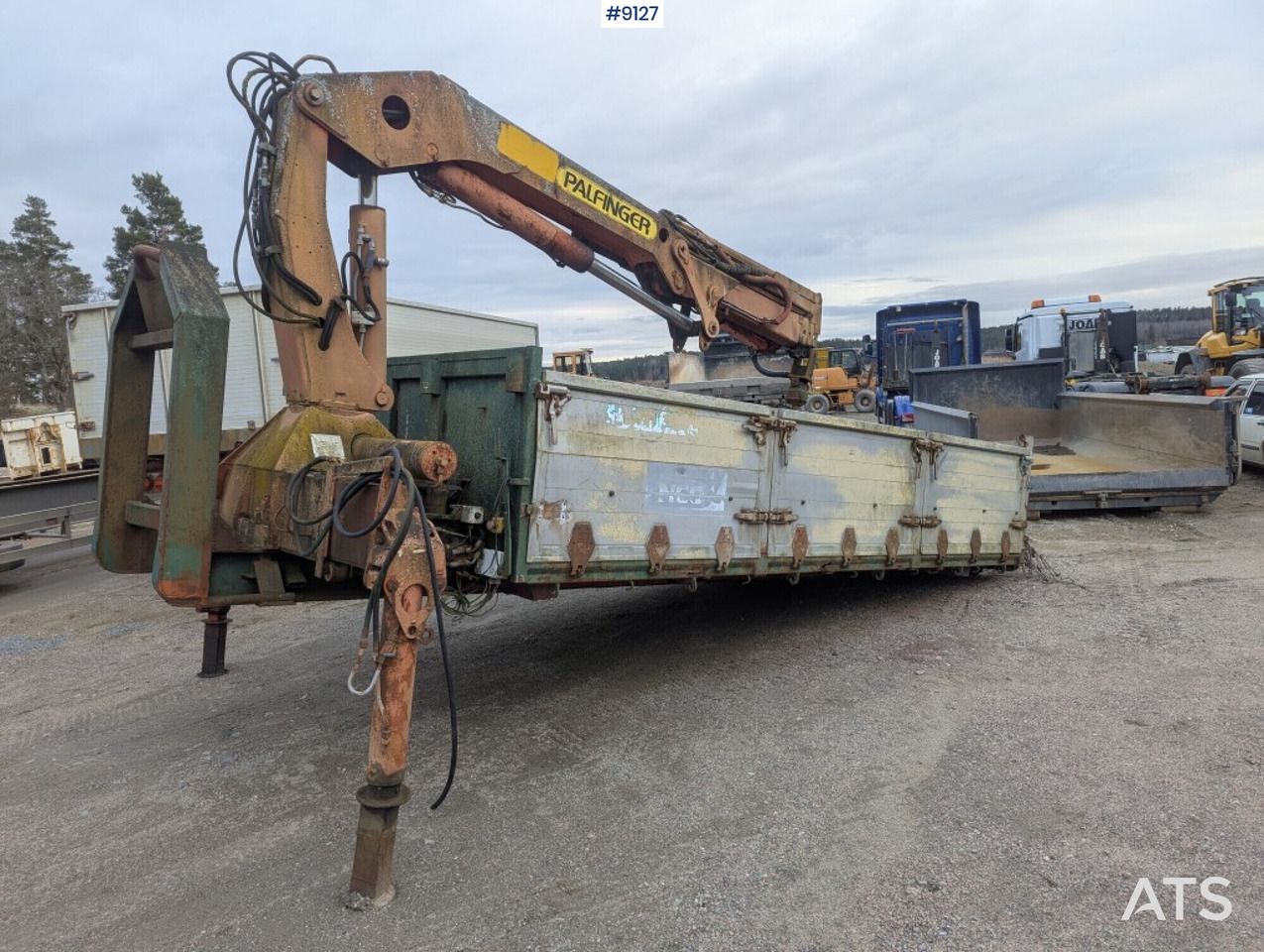 Crane flatbed Palfinger with rotator and bucket - Flatbed body, Crane truck: picture 1 Crane flatbed Palfinger with rotator and bucket - Flatbed body, Crane truck: picture 1