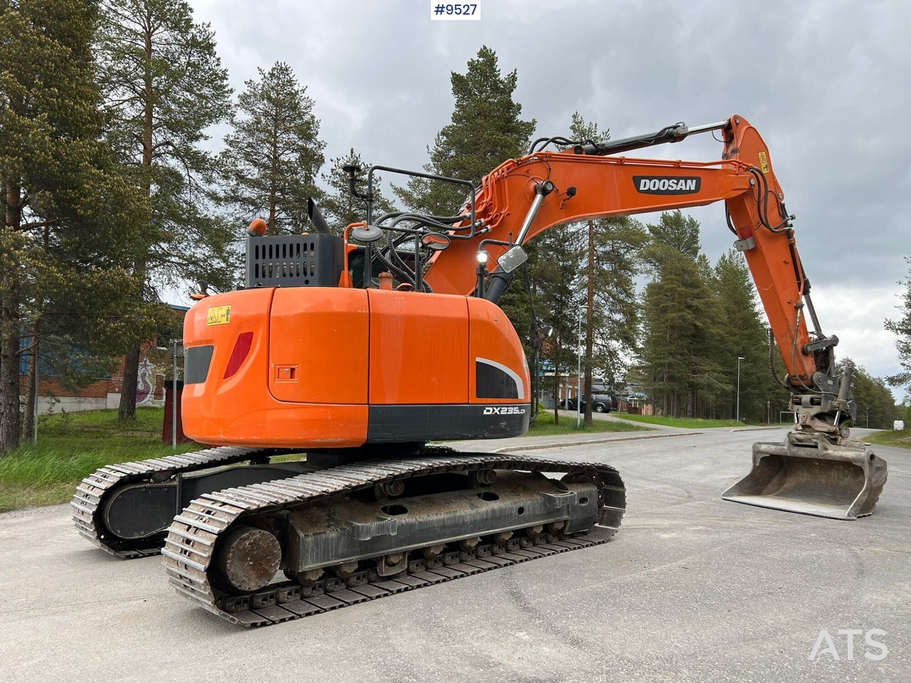 Excavator Doosan DX235 LCR-5 with excavator system (SEE VIDEO) - Crawler excavator: picture 4 Excavator Doosan DX235 LCR-5 with excavator system (SEE VIDEO) - Crawler excavator: picture 4