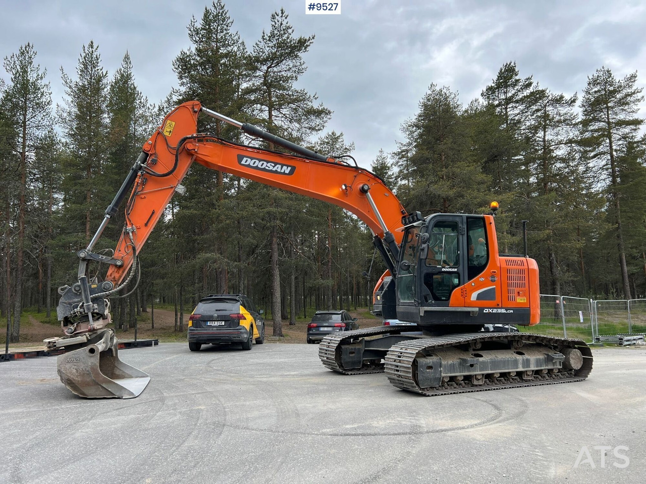 Excavator Doosan DX235 LCR-5 with excavator system (SEE VIDEO) - Crawler excavator: picture 2 Excavator Doosan DX235 LCR-5 with excavator system (SEE VIDEO) - Crawler excavator: picture 2