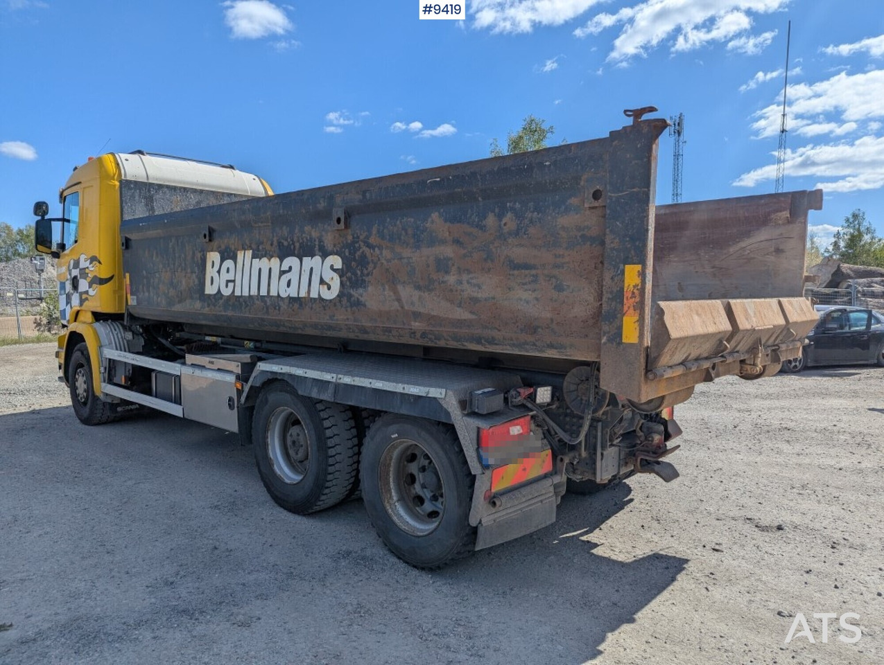 Hooklift Truck Scania R520 6x2 with flatbed - Hook lift truck: picture 3 Hooklift Truck Scania R520 6x2 with flatbed - Hook lift truck: picture 3