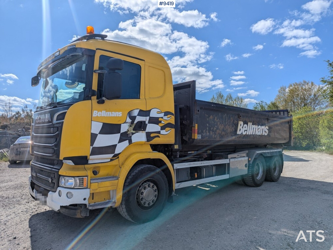 Hooklift Truck Scania R520 6x2 with flatbed - Hook lift truck: picture 1 Hooklift Truck Scania R520 6x2 with flatbed - Hook lift truck: picture 1