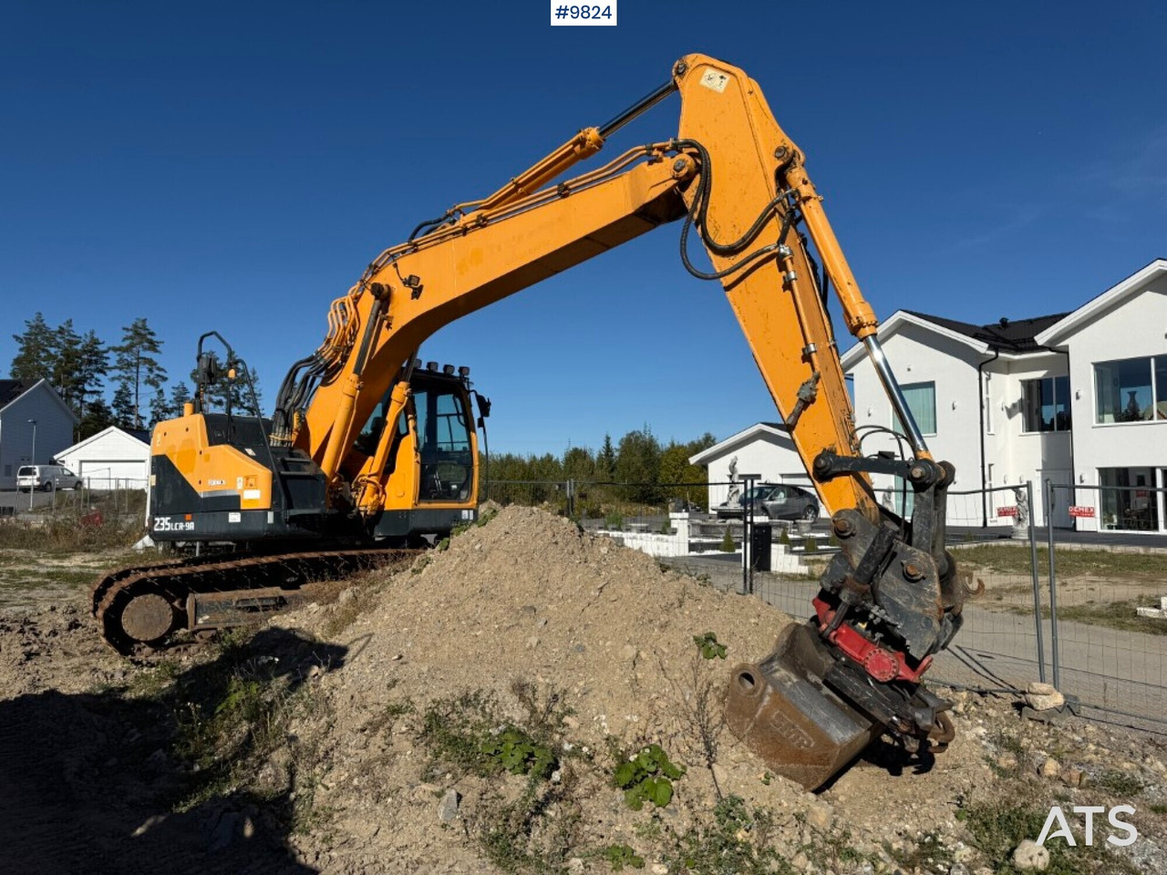 Hyundai Robex 235LCR-9A excavator - Crawler excavator: picture 1 Hyundai Robex 235LCR-9A excavator - Crawler excavator: picture 1