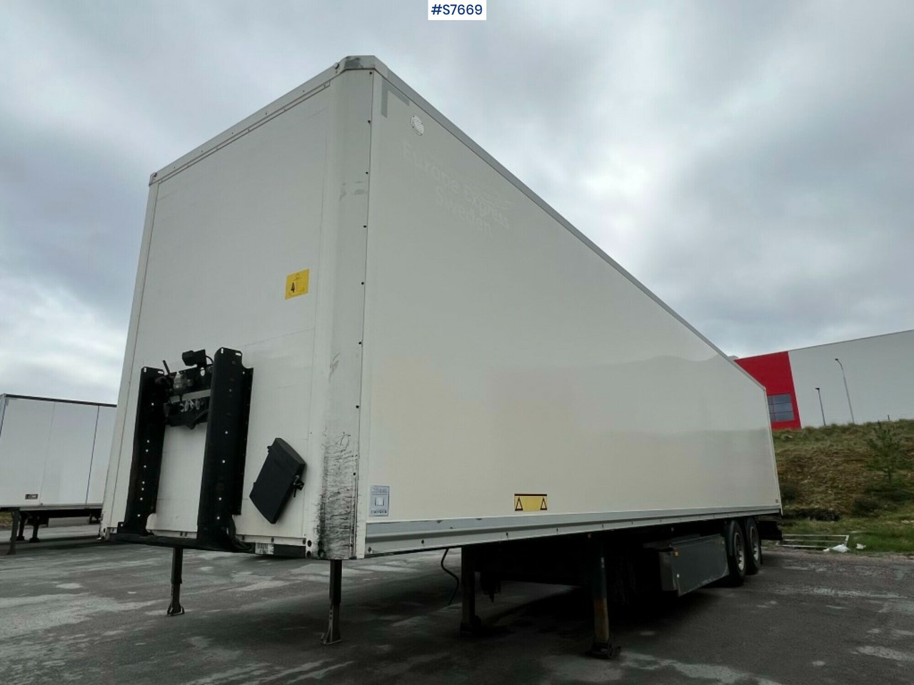 Kögel S18 Trailer - Closed box semi-trailer: picture 2 Kögel S18 Trailer - Closed box semi-trailer: picture 2