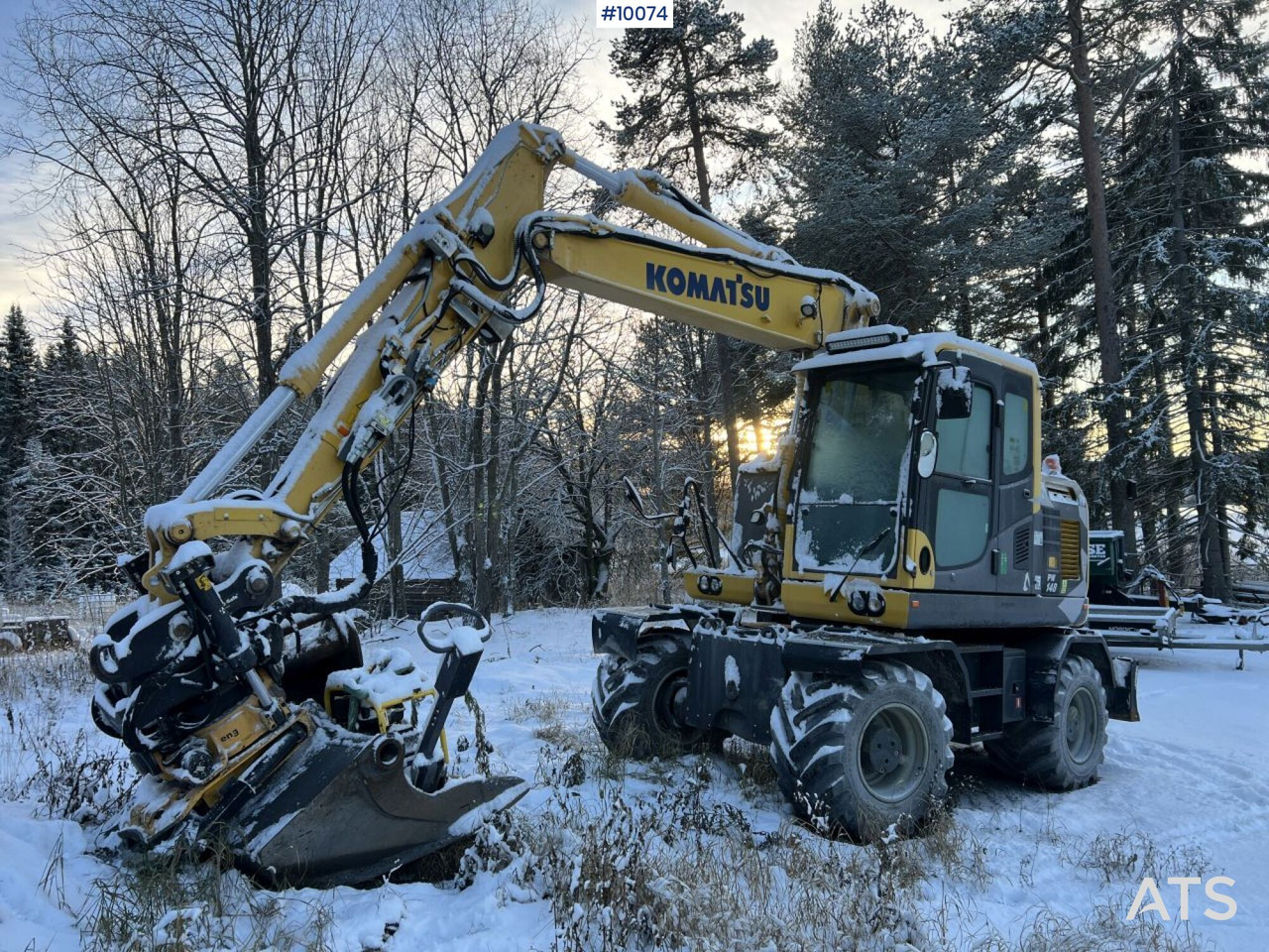 Komatsu PW148 Wheeled excavator with rotor and buckets - Wheel excavator: picture 3 Komatsu PW148 Wheeled excavator with rotor and buckets - Wheel excavator: picture 3