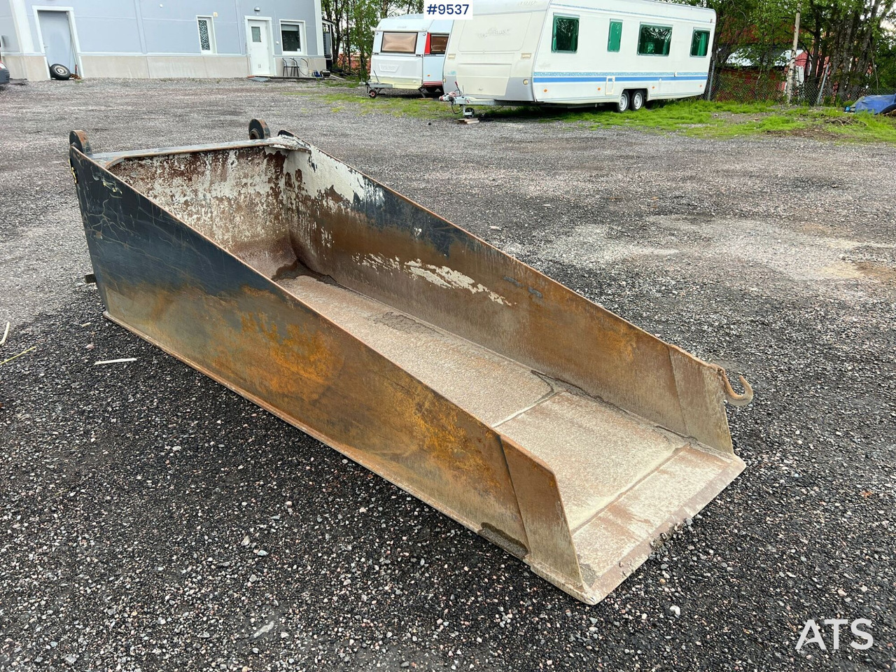 LS Refilling bucket - Stora BM - Loader bucket: picture 2 LS Refilling bucket - Stora BM - Loader bucket: picture 2